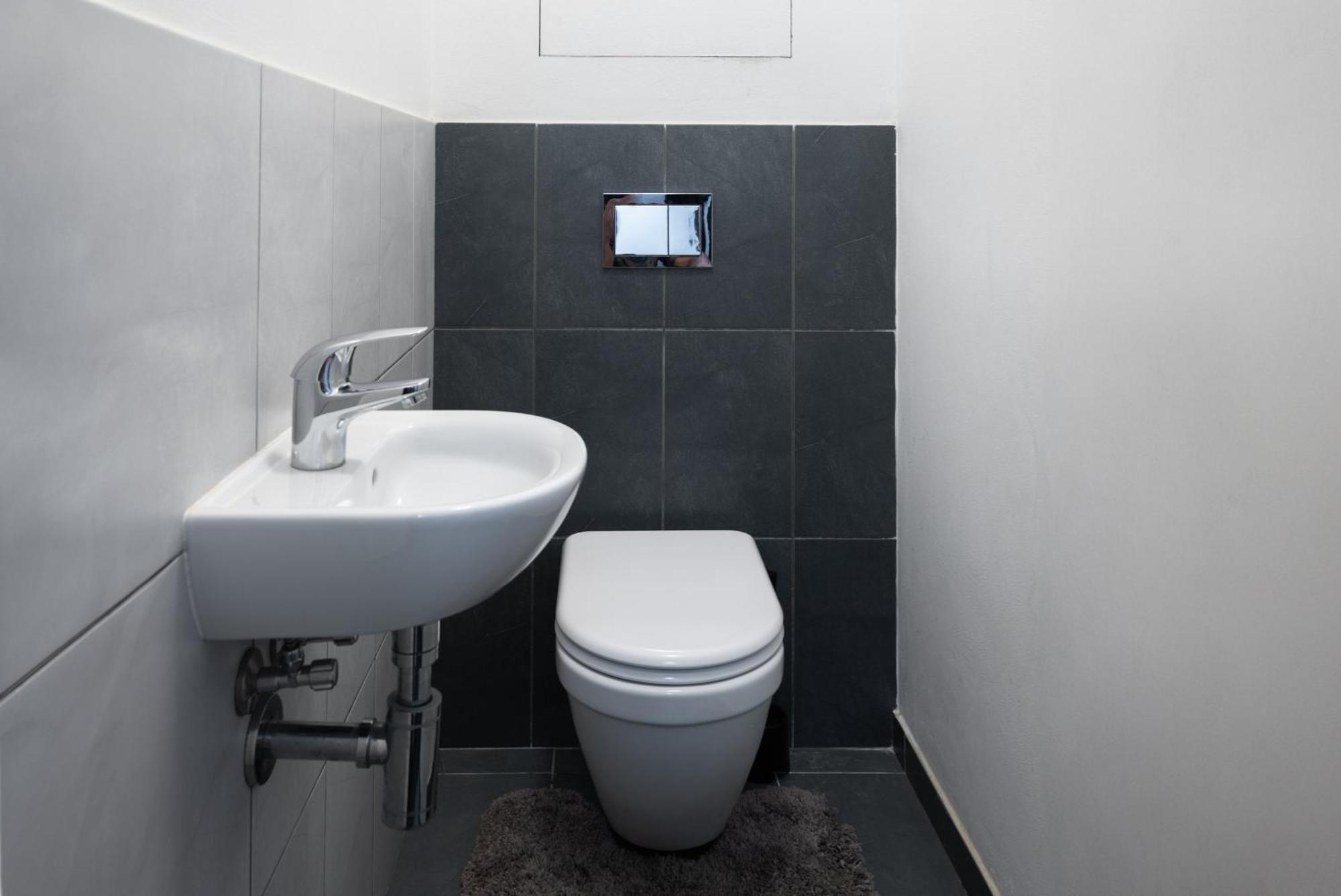 Spacious Apartments Near Karlin Square Praha Bagian luar foto