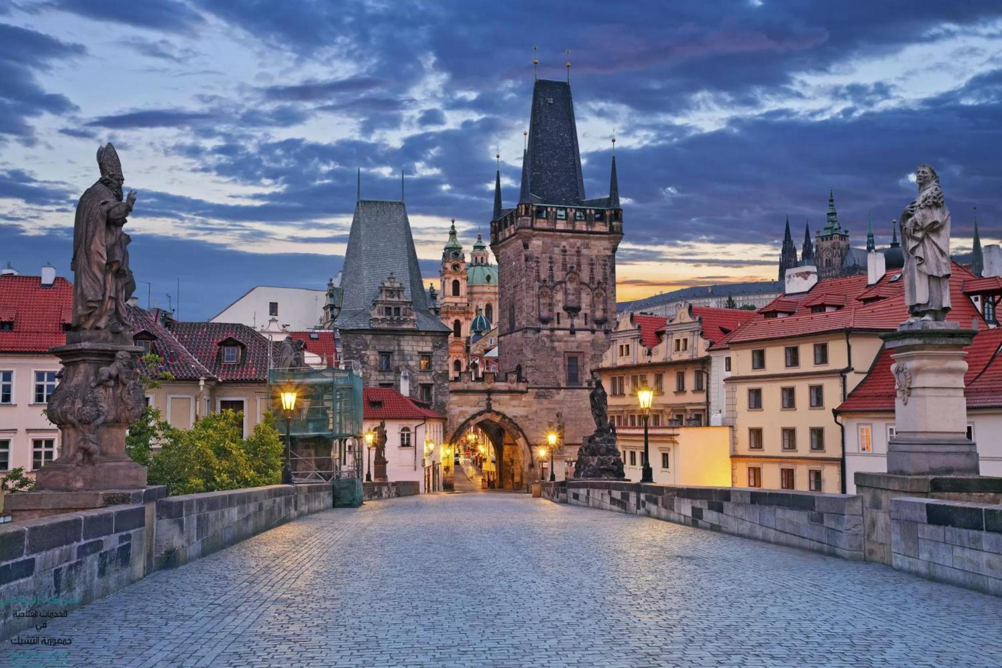 Spacious Apartments Near Karlin Square Praha Bagian luar foto